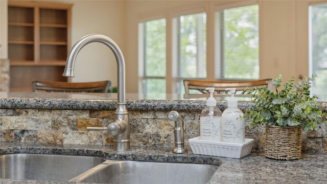 318 Jamestown Road, Trinity, TX 75862