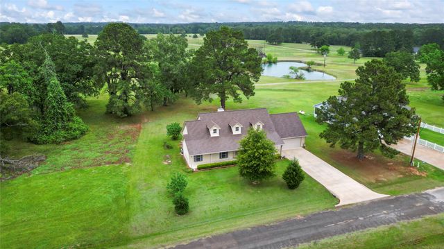 318 Jamestown Road, Trinity, TX 75862
