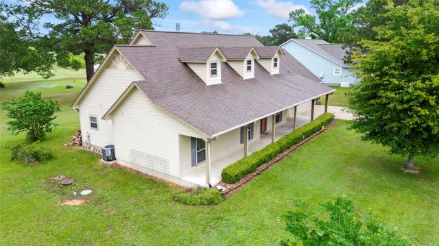 318 Jamestown Road, Trinity, TX 75862