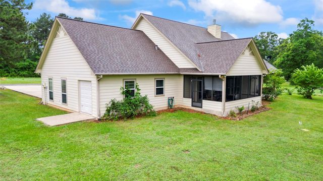 318 Jamestown Road, Trinity, TX 75862