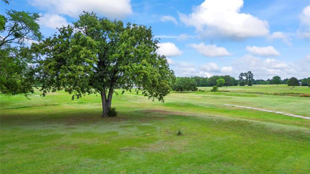 318 Jamestown Road, Trinity, TX 75862