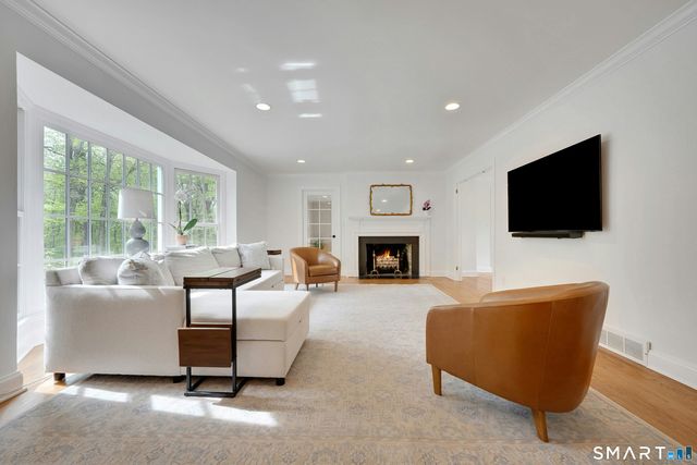 55 Stag Lane, Greenwich, CT 06831