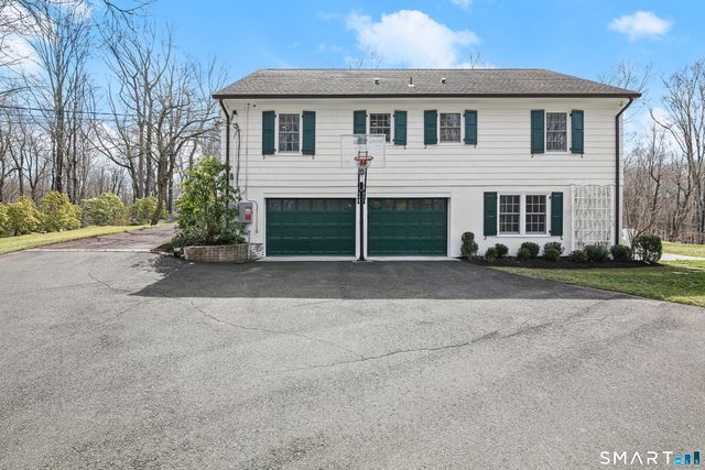 55 Stag Lane, Greenwich, CT 06831