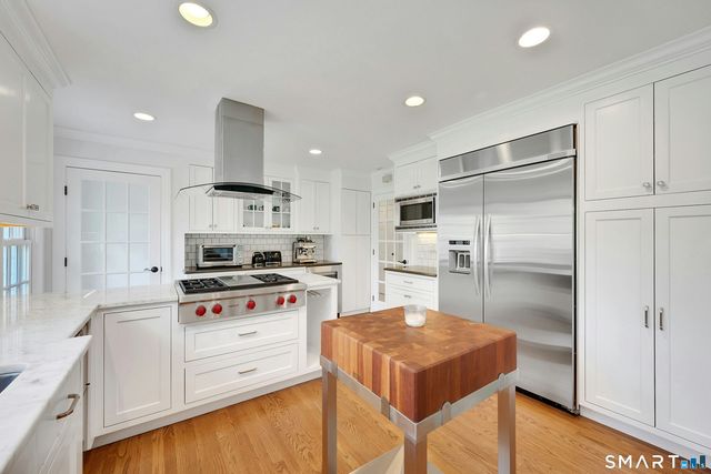 55 Stag Lane, Greenwich, CT 06831