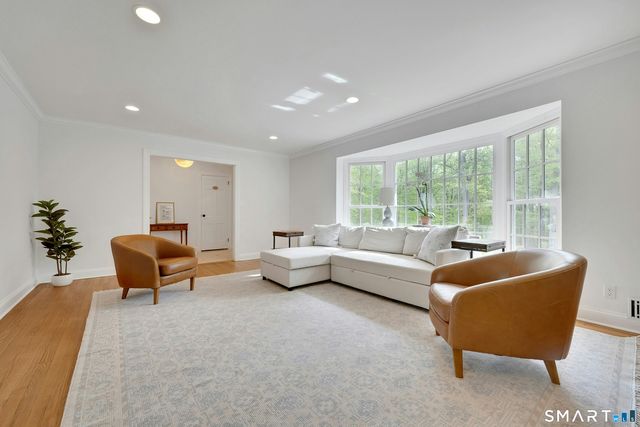 55 Stag Lane, Greenwich, CT 06831
