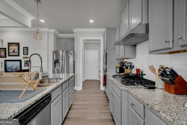 7129 Birch View Court, Flowery Branch, GA 30542