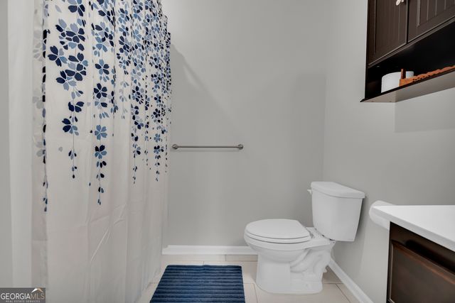 7129 Birch View Court, Flowery Branch, GA 30542