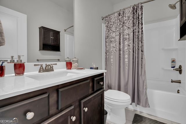 7129 Birch View Court, Flowery Branch, GA 30542