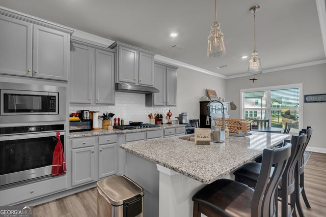 7129 Birch View Court, Flowery Branch, GA 30542