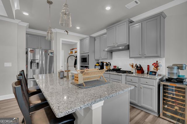 7129 Birch View Court, Flowery Branch, GA 30542