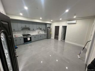 6114 Cloverdale Blvd, Bayside, NY 11364