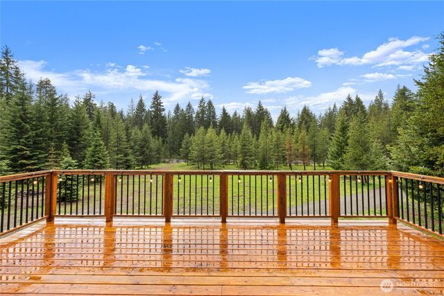 670 Silver Creek Road, Easton, WA 98925