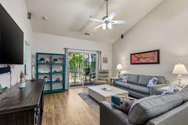 6253 Catalina Dr Unit 334, North Myrtle Beach, SC 29582