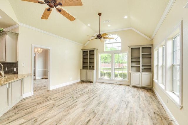1008 Mockingbird Lane, Richwood, TX 77531