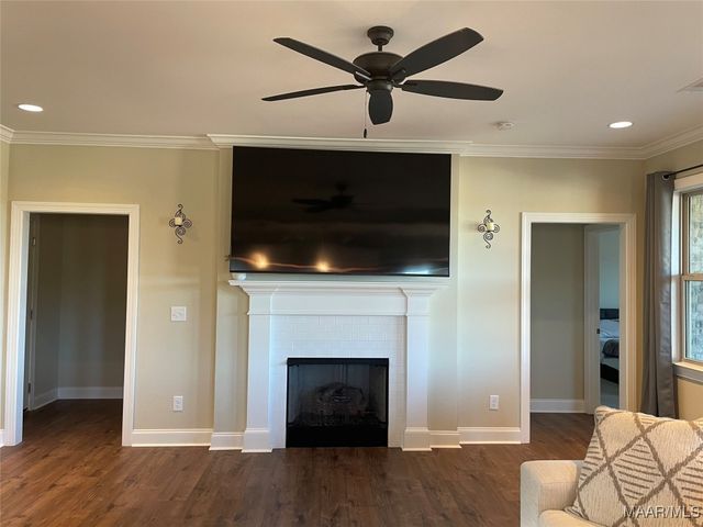 33 Riverhills Drive, Tallassee, AL 36078