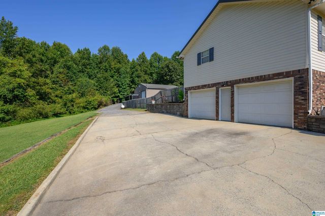 865 GRAVES GAP ROAD, Hayden, AL 35079