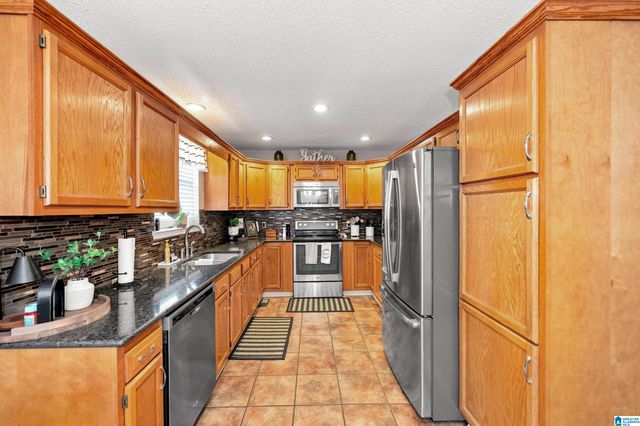 865 GRAVES GAP ROAD, Hayden, AL 35079