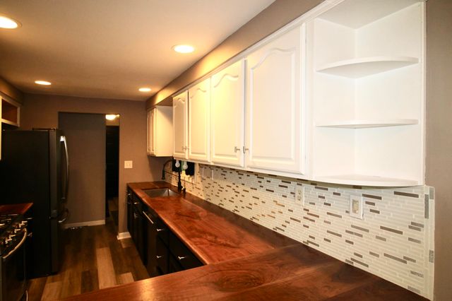 12768 Valley Drive, Wayland, MI 49348