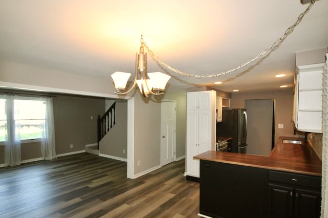 12768 Valley Drive, Wayland, MI 49348