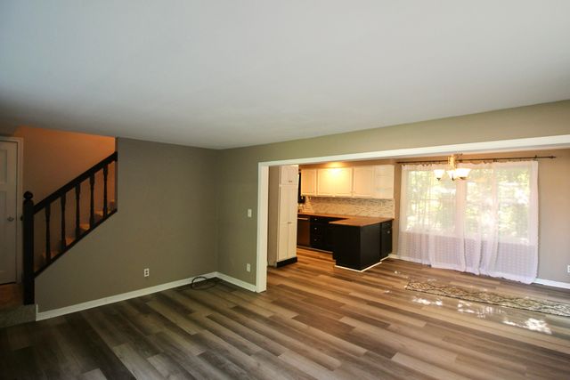 12768 Valley Drive, Wayland, MI 49348