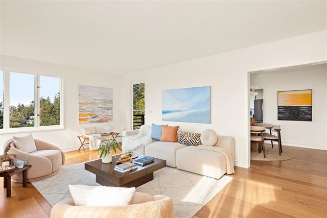 5807 Colton Blvd, Oakland, CA 94611