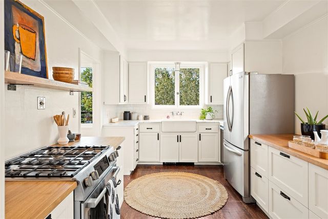 5807 Colton Blvd, Oakland, CA 94611