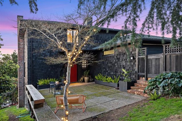 5807 Colton Blvd, Oakland, CA 94611