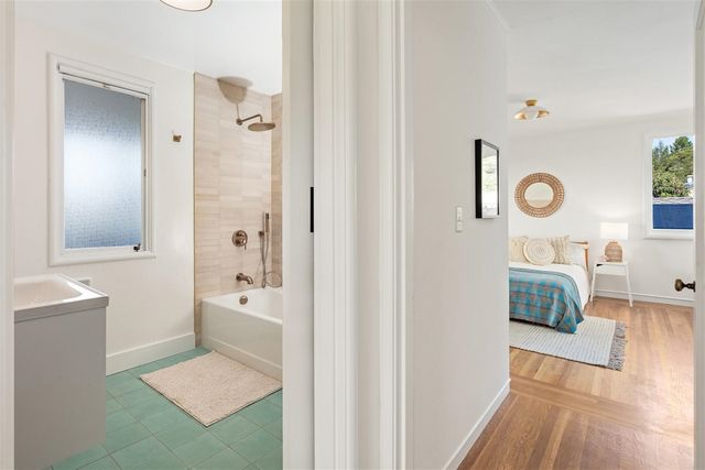 5807 Colton Blvd, Oakland, CA 94611