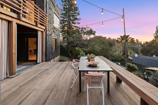 5807 Colton Blvd, Oakland, CA 94611