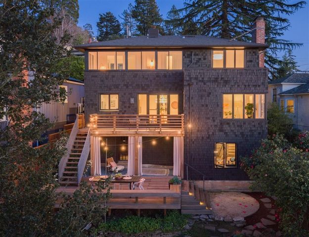 5807 Colton Blvd, Oakland, CA 94611