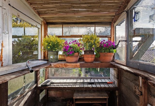 5807 Colton Blvd, Oakland, CA 94611