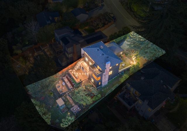 5807 Colton Blvd, Oakland, CA 94611