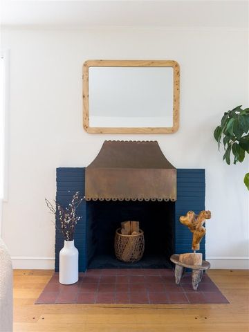 5807 Colton Blvd, Oakland, CA 94611