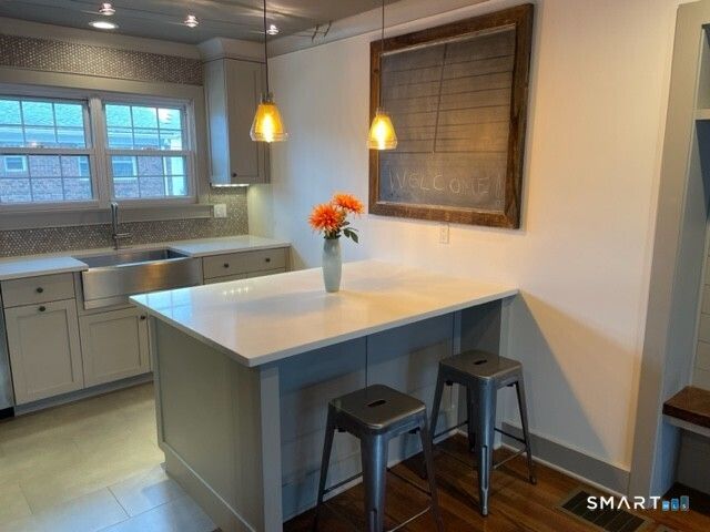 245 Unquowa Road 44, Fairfield, CT 06824