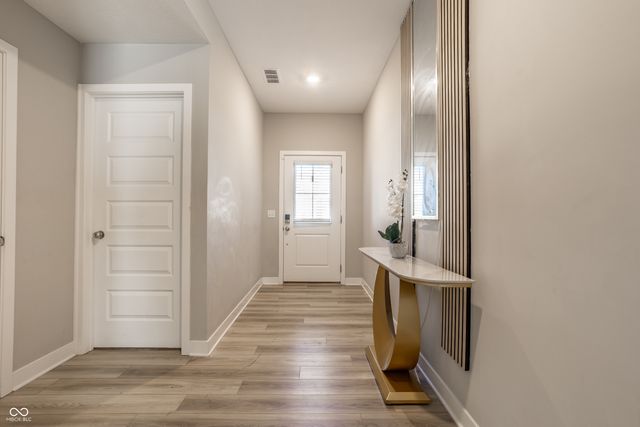 2073 Bauer Creek Drive, Whitestown, IN 46075