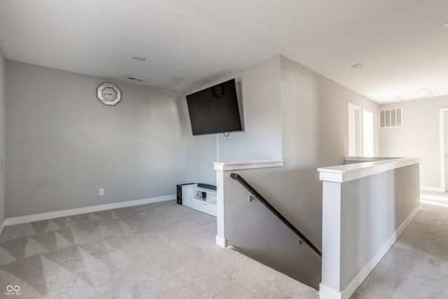 2073 Bauer Creek Drive, Whitestown, IN 46075