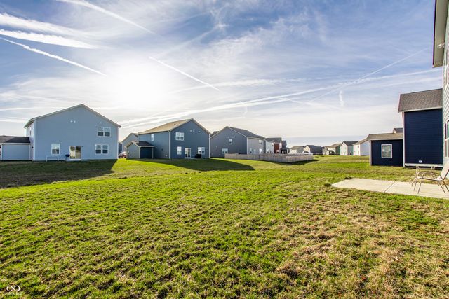 2073 Bauer Creek Drive, Whitestown, IN 46075