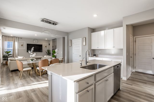 2073 Bauer Creek Drive, Whitestown, IN 46075