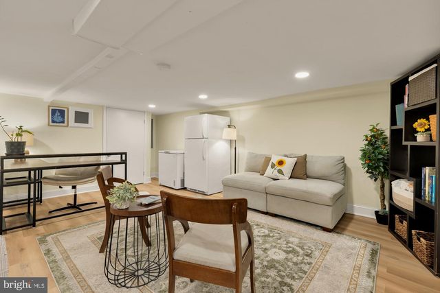 1670 MONTELLO AVE NE, Washington, DC 20002