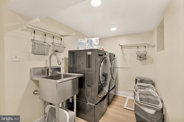 1670 MONTELLO AVE NE, Washington, DC 20002