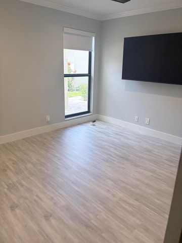 3072 Inglewood Terrace, Boca Raton, FL 33431