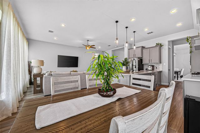 639 Malibu Pines Drive, Katy, TX 77493