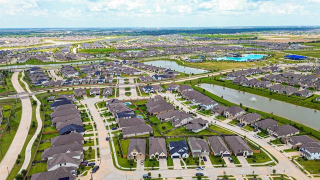 639 Malibu Pines Drive, Katy, TX 77493