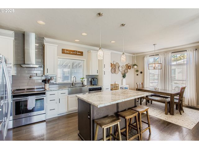 12450 Sw FISCHER Rd 134, Tigard, OR 97224