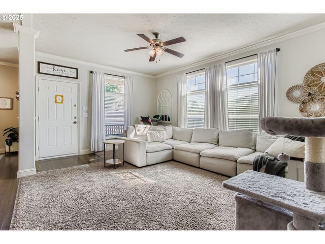 12450 Sw FISCHER Rd 134, Tigard, OR 97224