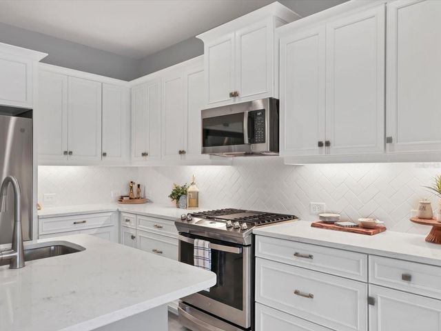 2843 BUTTERFLY JASMINE TRAIL, Sarasota, FL 34240