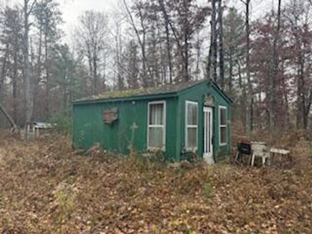 438 E 32nd Street, Baldwin, MI 49304