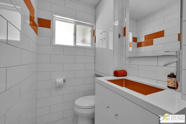 2015 E Belding Drive, Palm Springs, CA 92262