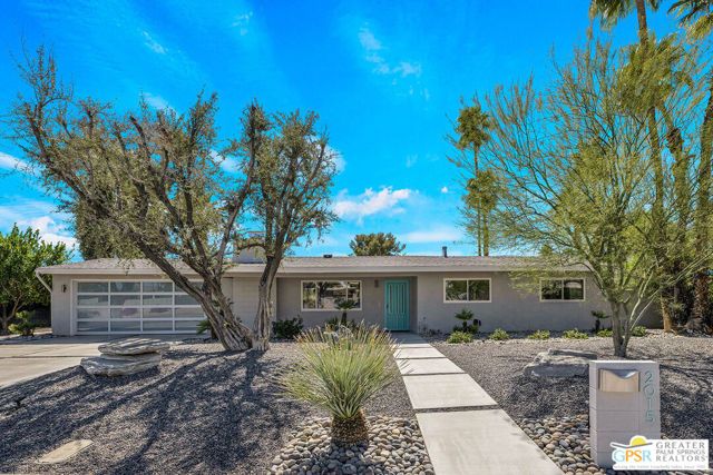 2015 E Belding Drive, Palm Springs, CA 92262