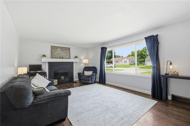 511 E 92nd Street, Kansas City, MO 64131